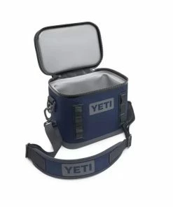 Yeti Hopper Flip 8 Soft Cooler -Golf Bags Sales 2023 Hopper Flip 8 Soft Cooler 2