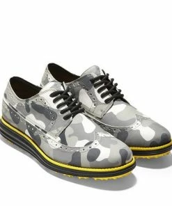 Cole Haan Men's Original Grand Wing Spikeless Golf Shoe - Camo -Golf Bags Sales 2023 Mens Original Grand Wing Spikeless Golf Shoe Camo 3
